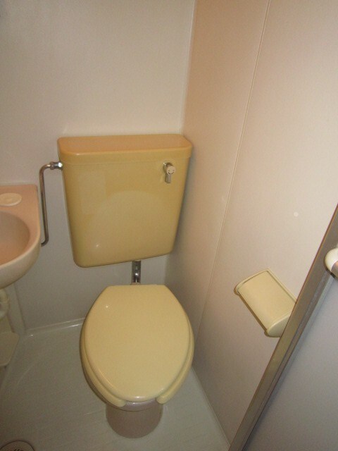 物件内観写真16　(トイレ)