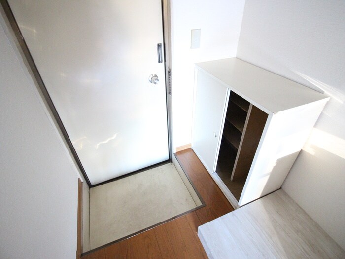 物件内観写真19　(玄関)