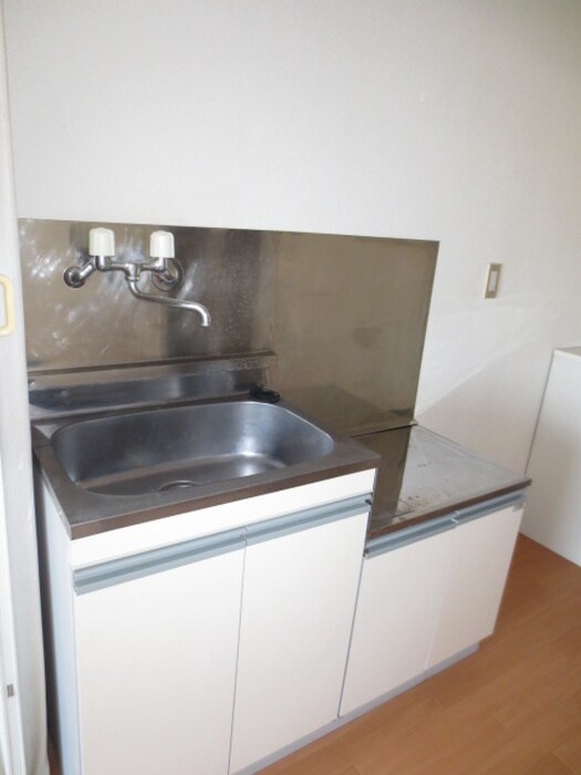 メゾンリバーサイドのキッチン