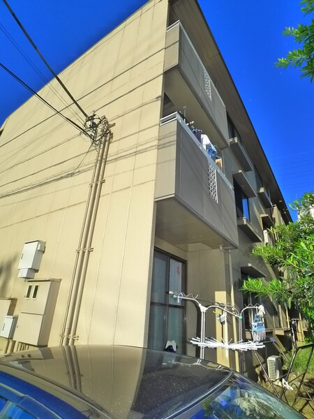 シティ－ハイム白鳥外観写真