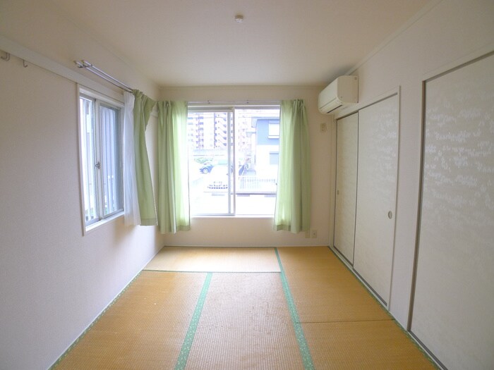 物件内観写真10　(居室)