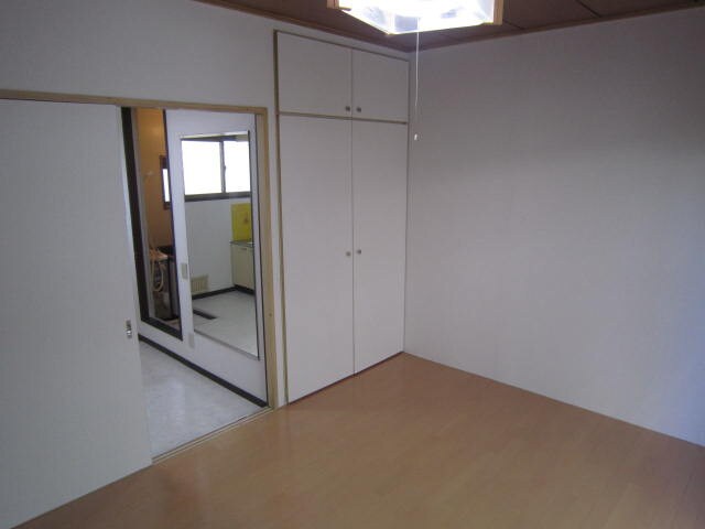 物件内観写真10　(居室)