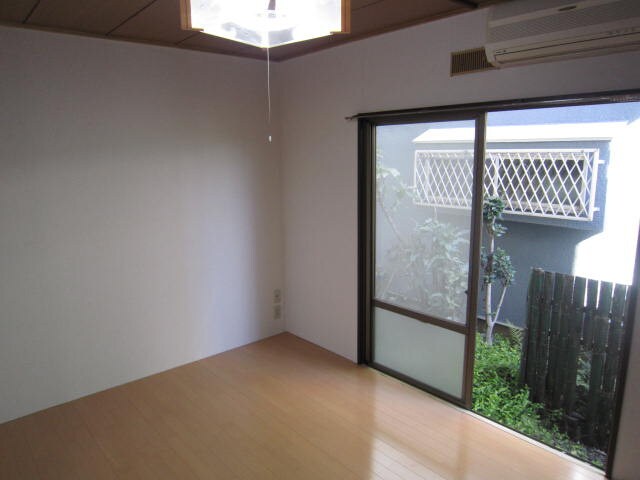 物件内観写真11　(居室)