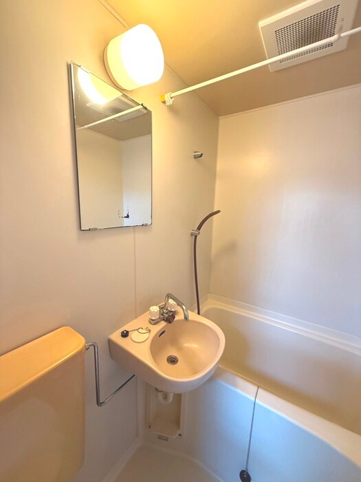 物件内観写真10　(洗面)