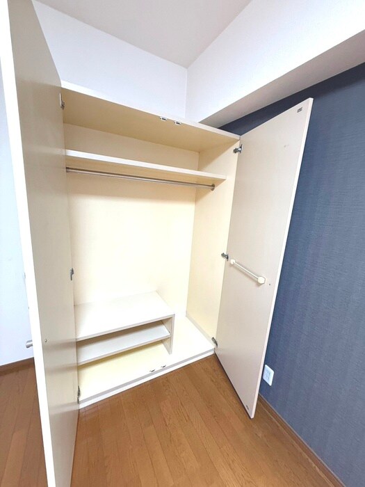 物件内観写真13　(収納)