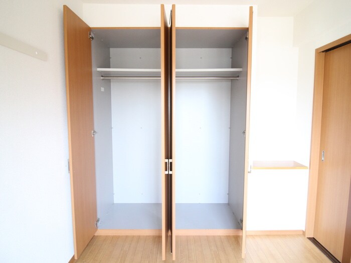 物件内観写真16　(収納)