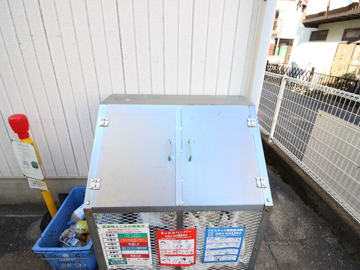 物件外観写真4　(建物設備)