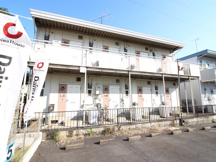 物件外観写真6　(駐車場)