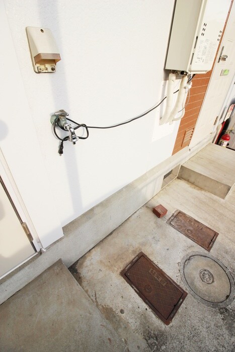 物件内観写真12　(洗濯機置場)
