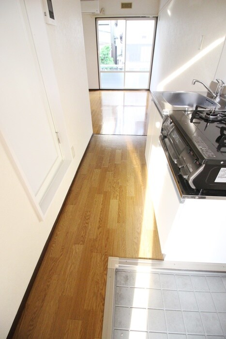 物件内観写真17　(廊下)