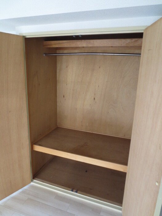 物件内観写真11　(収納)