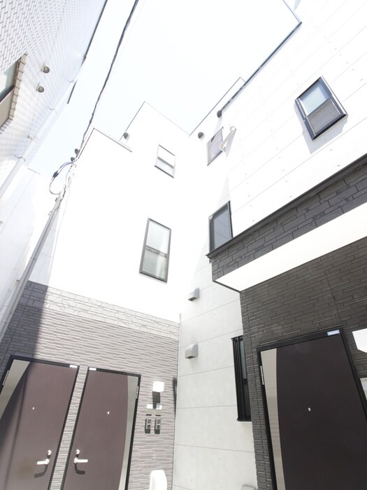 物件外観写真5　(外観写真)