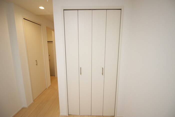 物件内観写真14　(収納)