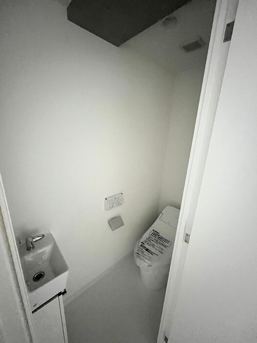 物件内観写真15　(トイレ)