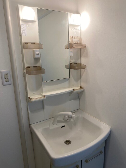 物件内観写真7　(洗面)