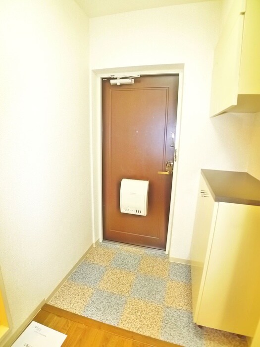 物件内観写真21　(玄関)
