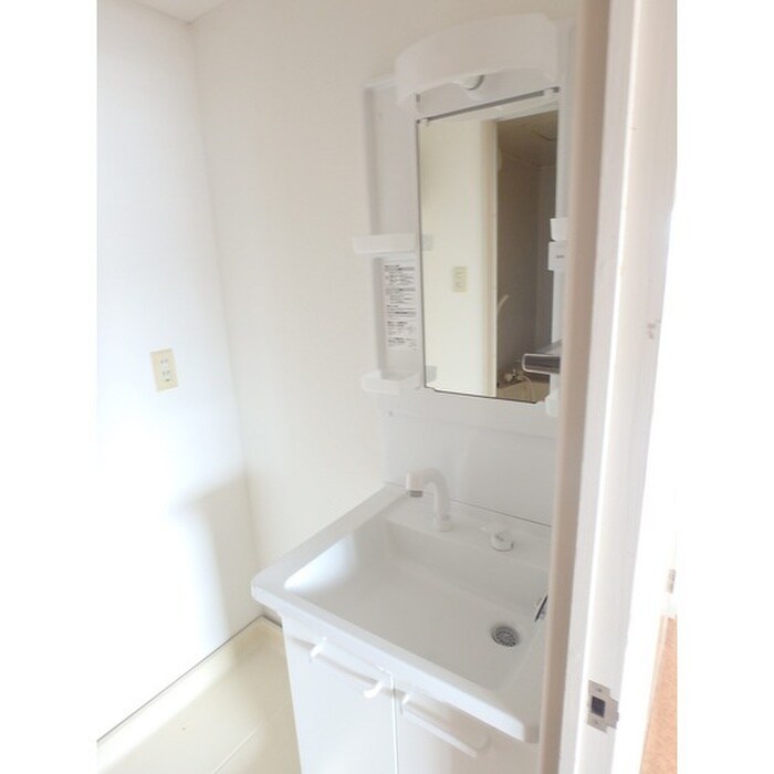 物件内観写真10　(洗面)