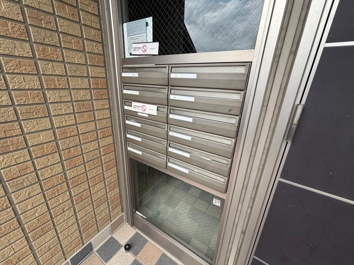 物件外観写真4　(建物設備)