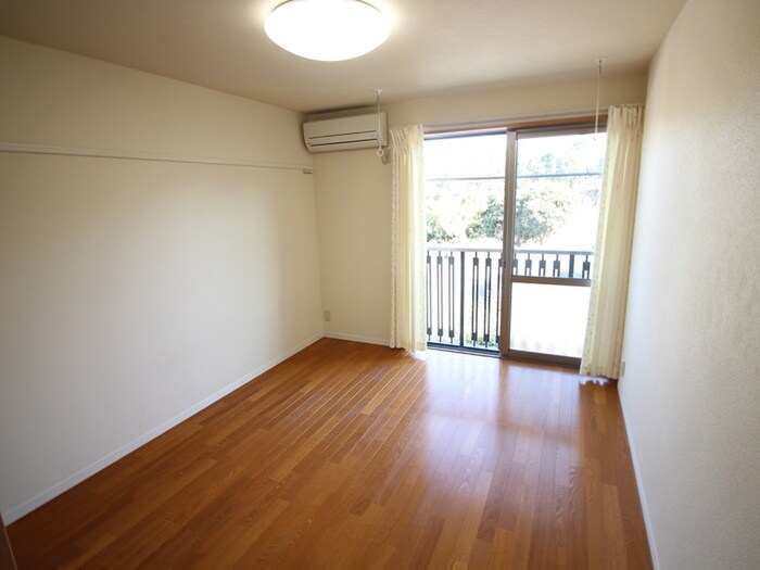 物件内観写真10　(内観写真)