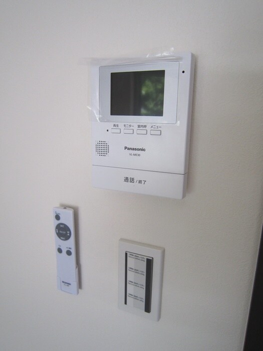 物件内観写真13　(室内からの展望)