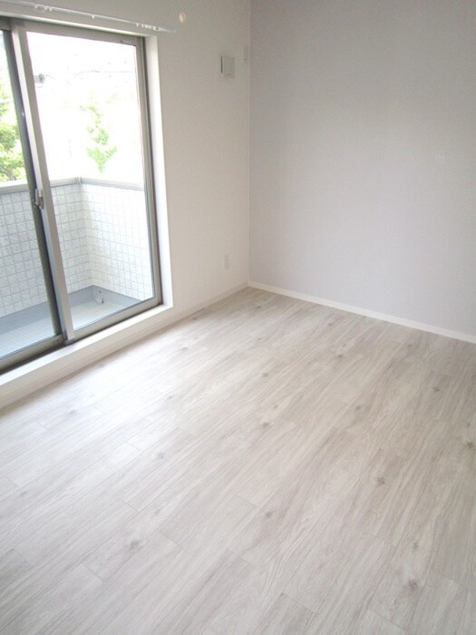 物件内観写真21　(居室)