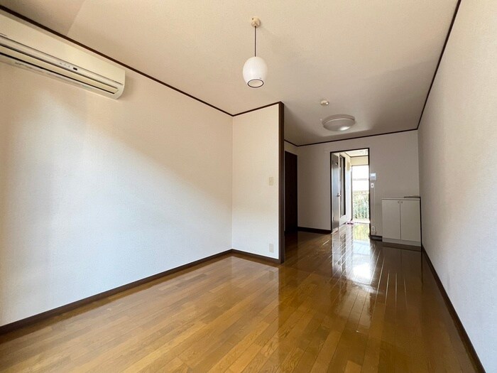 物件内観写真8　(居室)