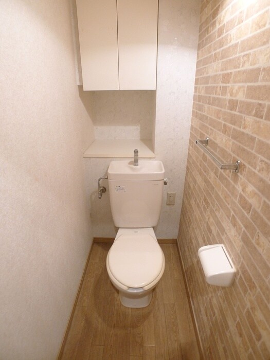 物件内観写真16　(トイレ)