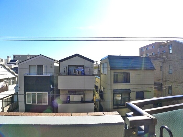 物件内観写真22　(室内からの展望)