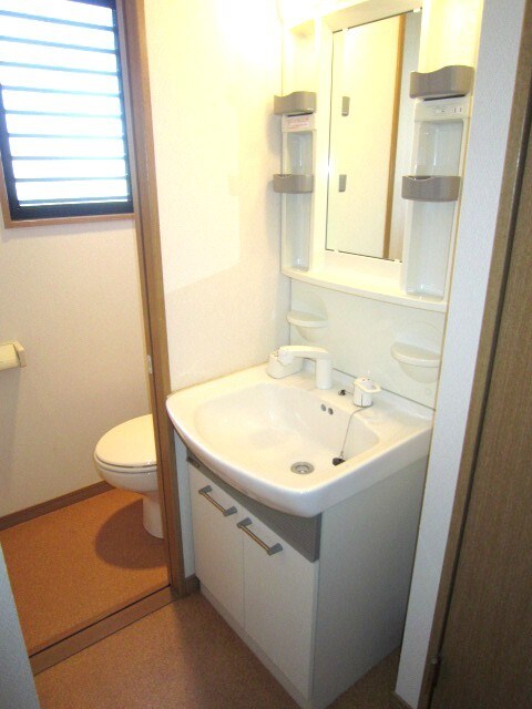 物件内観写真10　(洗面)