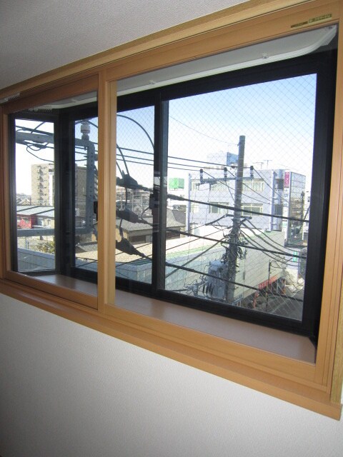 物件内観写真12　(室内からの展望)