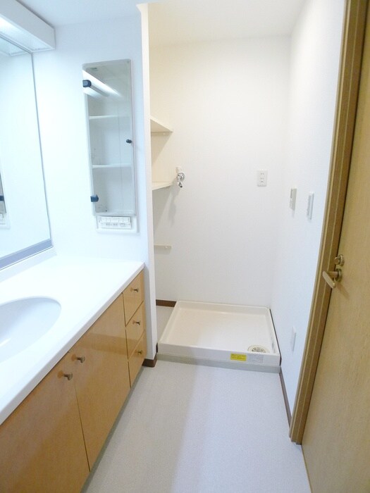 物件内観写真17　(洗面)