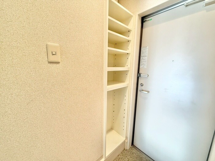 物件内観写真18　(靴箱)