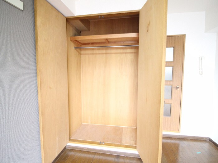 物件内観写真15　(収納)