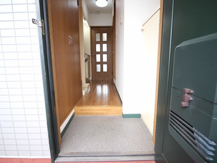 物件内観写真22　(玄関)