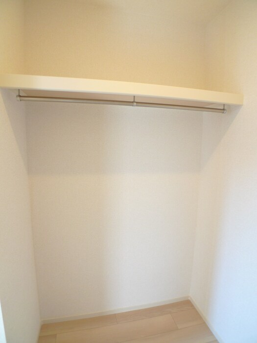 物件内観写真20　(収納)