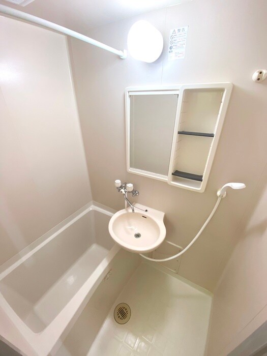 物件内観写真11　(バス／シャワールーム等)