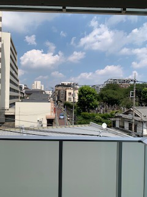 物件内観写真16　(室内からの展望)