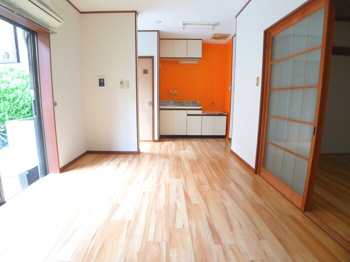 物件内観写真9　(居室)