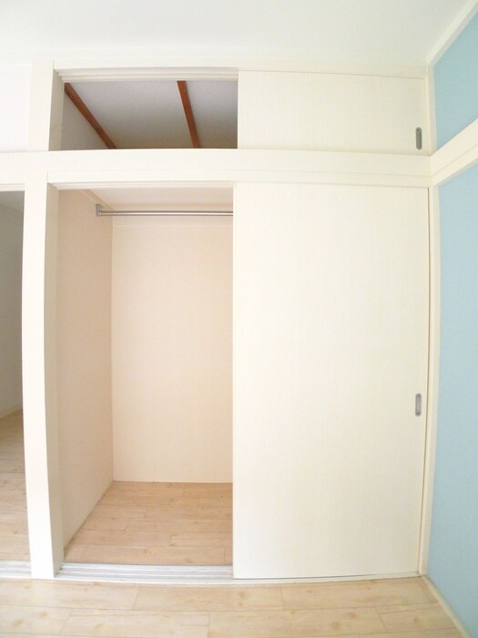 物件内観写真12　(収納)