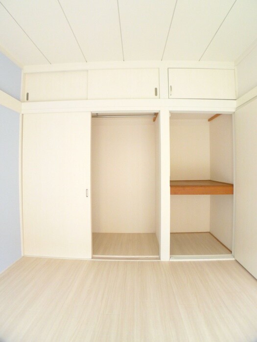 物件内観写真12　(収納)