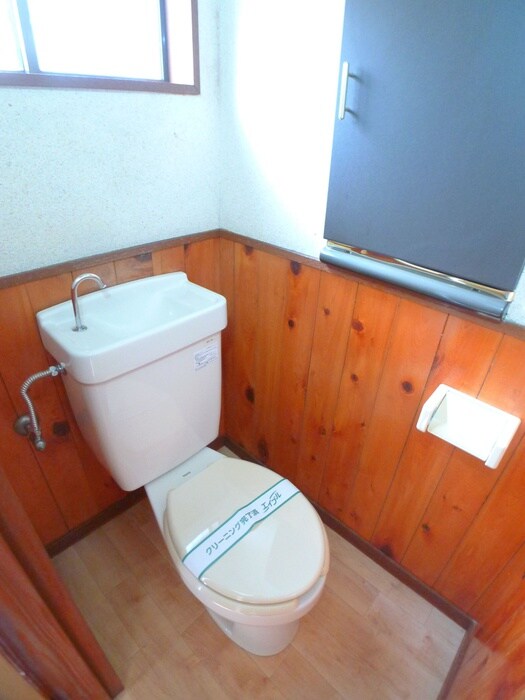 物件内観写真15　(トイレ)
