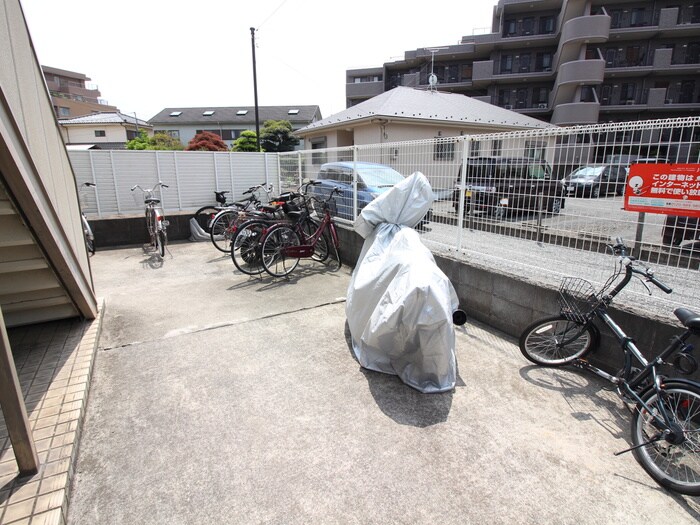 物件外観写真6　(建物設備)