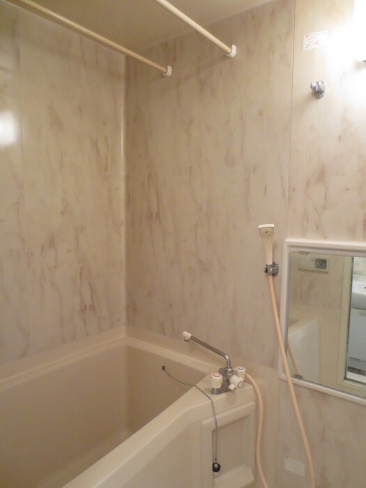 物件内観写真12　(バス／シャワールーム等)