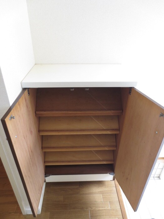 物件内観写真14　(靴箱)