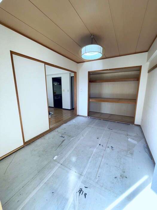 物件内観写真10　(居室)
