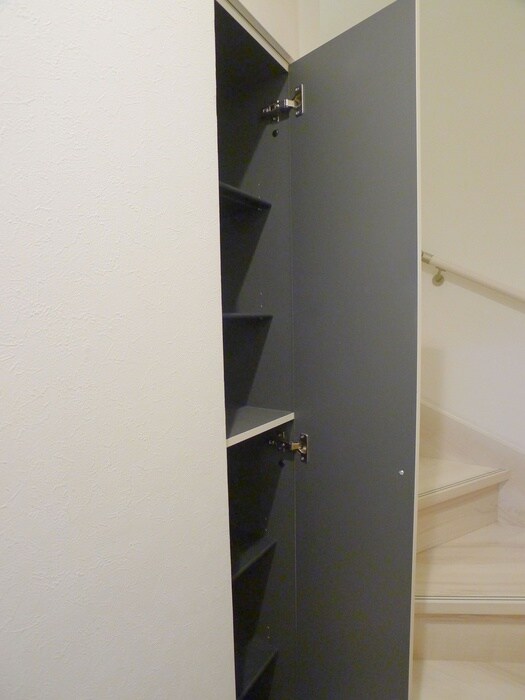 物件内観写真18　(靴箱)