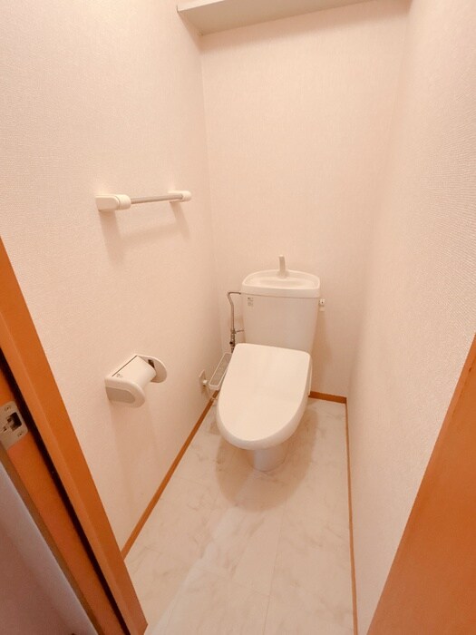 物件内観写真12　(トイレ)