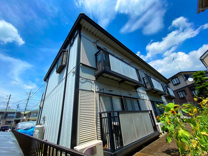 物件外観写真1　(エントランス部分)