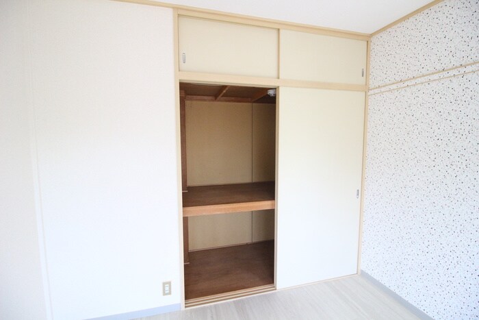 物件内観写真13　(収納)