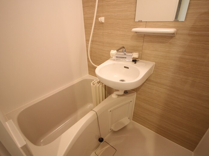 物件内観写真13　(バス／シャワールーム等)